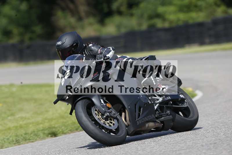 /Archiv-2025/42 07.08.2025 Peter Studer Girls Day ADR/Gruppe pink/66